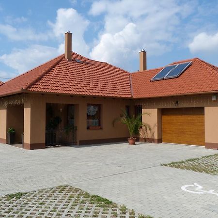Tordai Vendeghaz Hotel Bihartorda Exterior photo