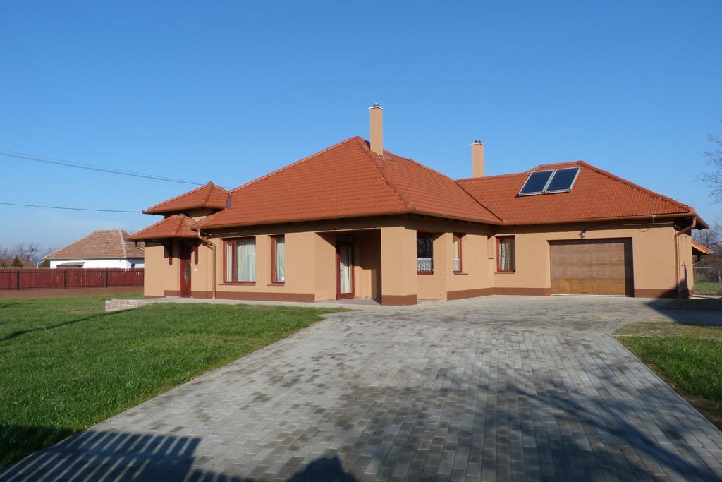 Tordai Vendeghaz Hotel Bihartorda Exterior photo