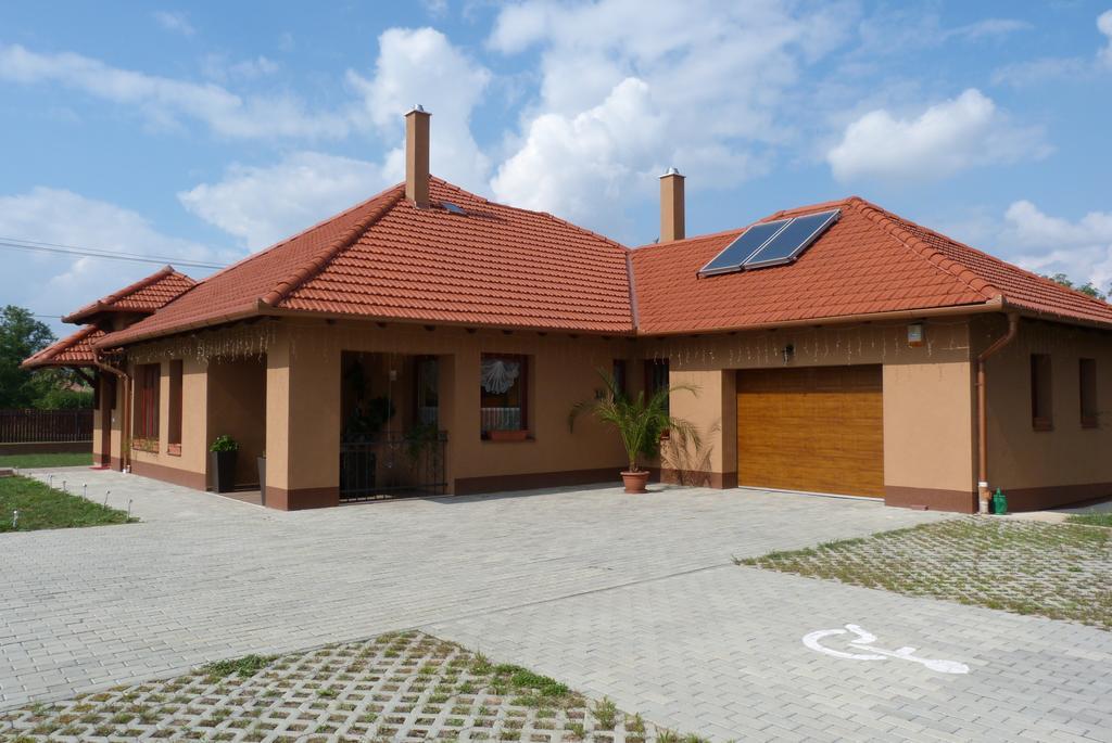 Tordai Vendeghaz Hotel Bihartorda Exterior photo